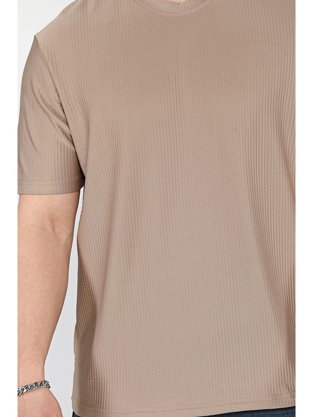 Bej Kendinden Desenli Bisiklet Yaka Erkek Tişört-3