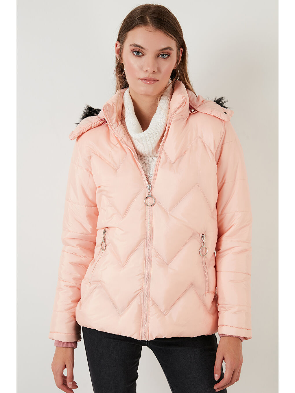 Pembe Tüylü Kapüşonlu Cepli Mont 5769009-1