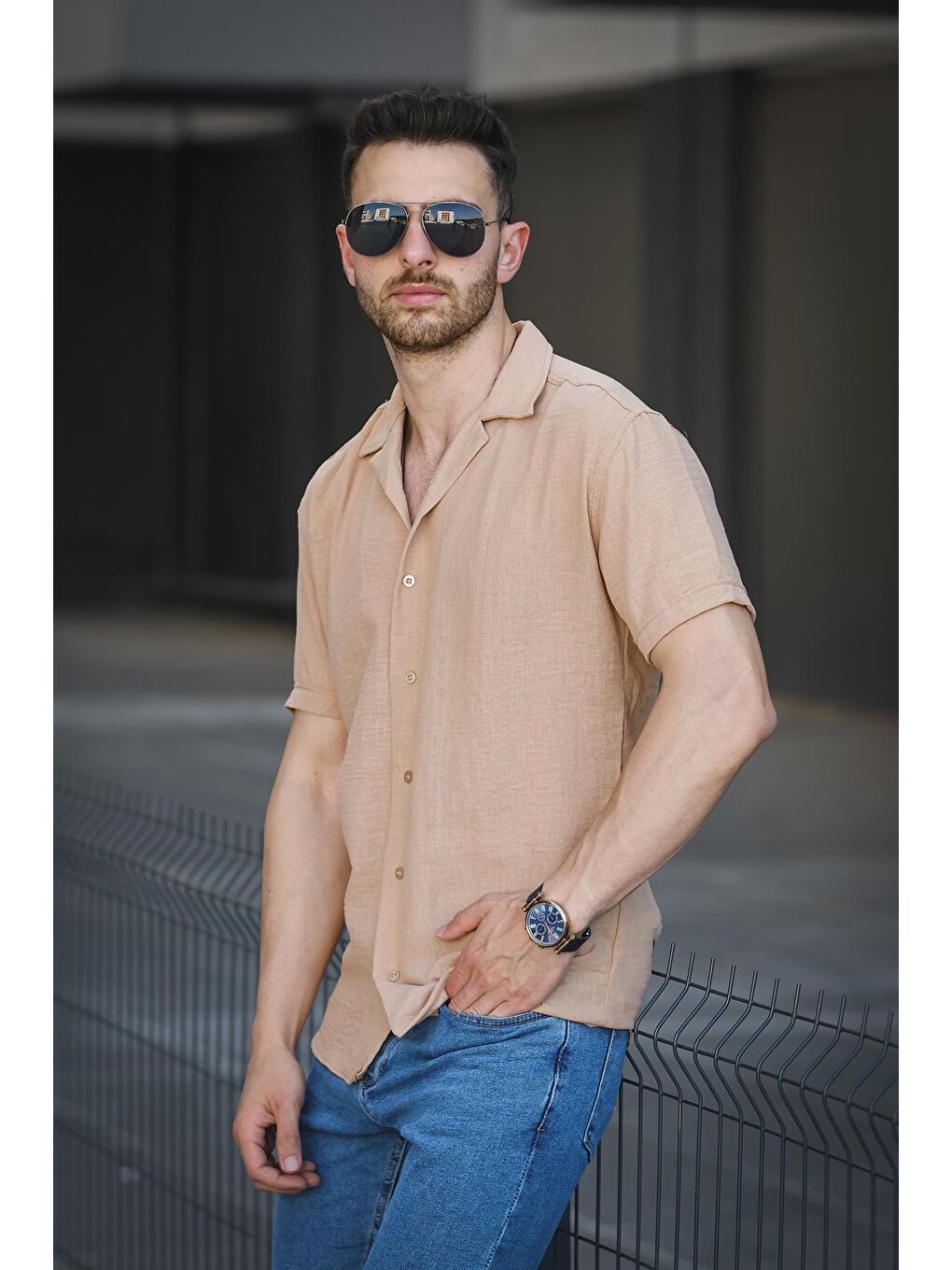 Kahverengi Slim Kısa Kol Apaç Yaka Erkek Gömlek
