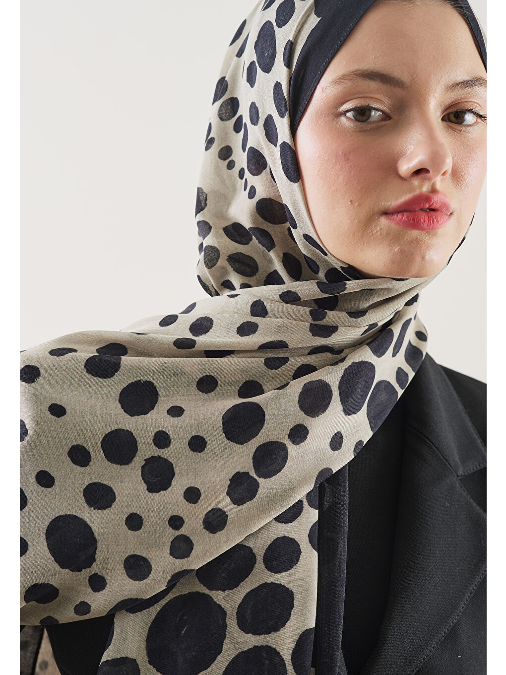 Polka Dots Desen Rami Şal Siyah-7