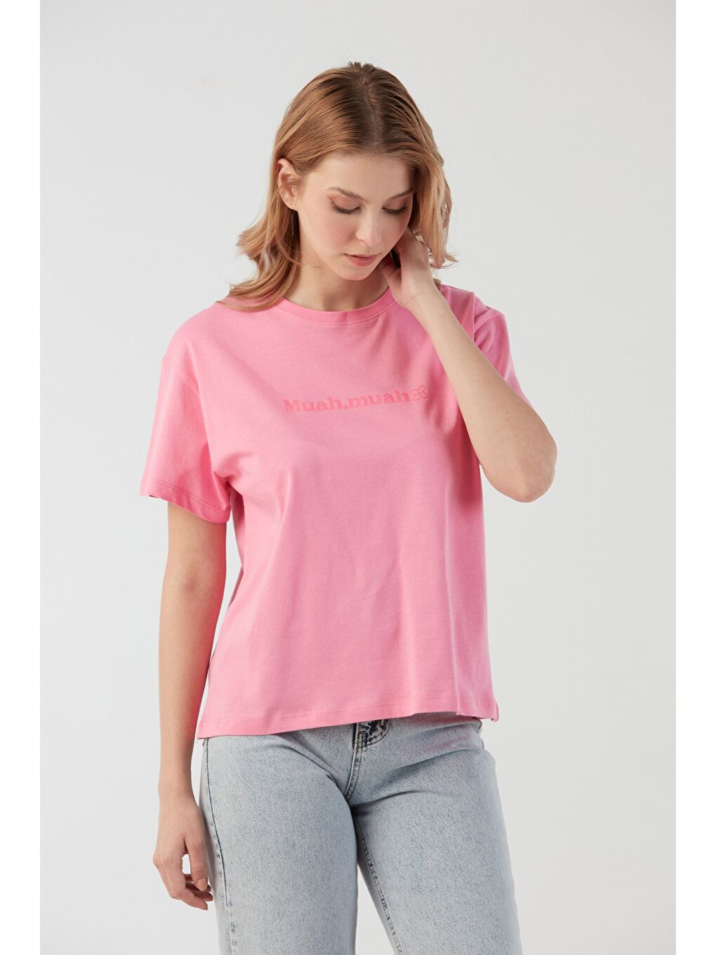 Pembe Yazı Baskılı Bisiklet Yaka Tişört-3