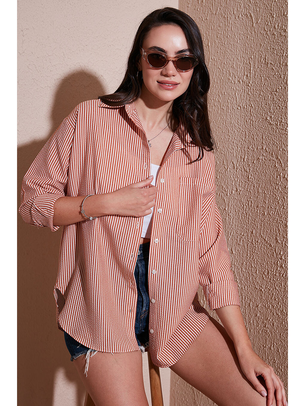 Kahverengi Regular Fit Uzun Kollu Cepli Çizgili Kadın Gömlek 6772895-1