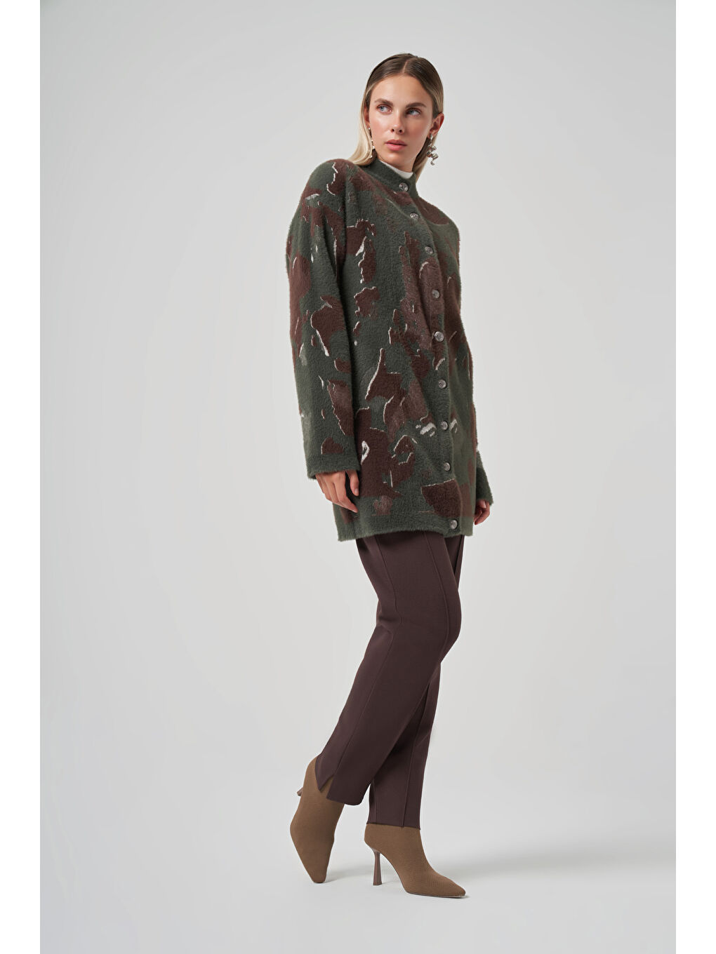 Desenli Düğme Detay Angora Hırka 7006 Haki-3