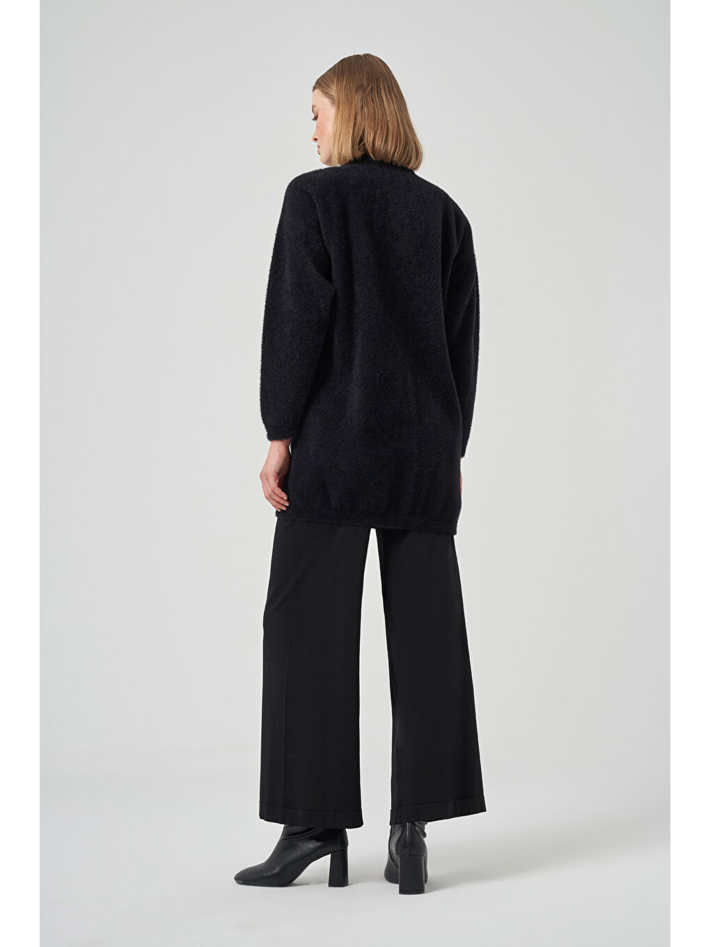 Düğme Detay Angora Hırka 7005 Siyah-3