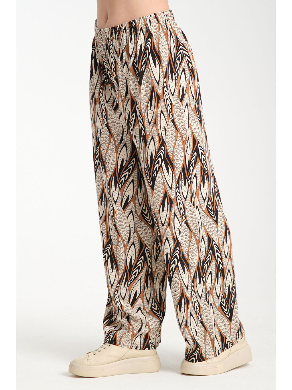Kahverengi Kadın Desenli Dökümlü Viskon Pantolon 1068-2