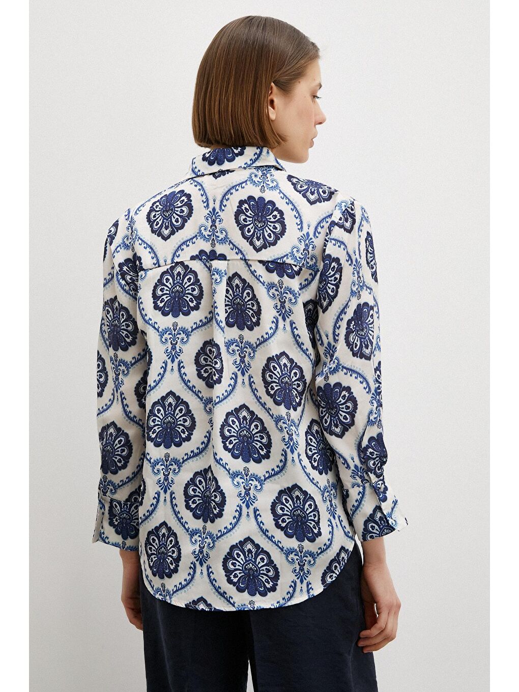 Lacivert V Yaka Şal Desen Gömlek-1