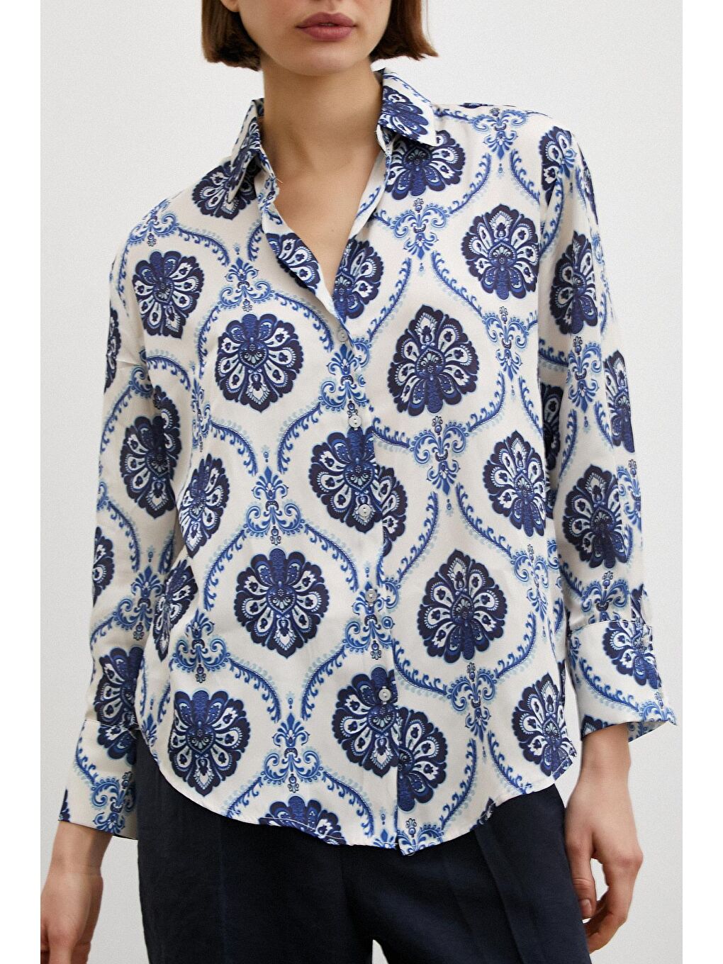 Lacivert V Yaka Şal Desen Gömlek-5