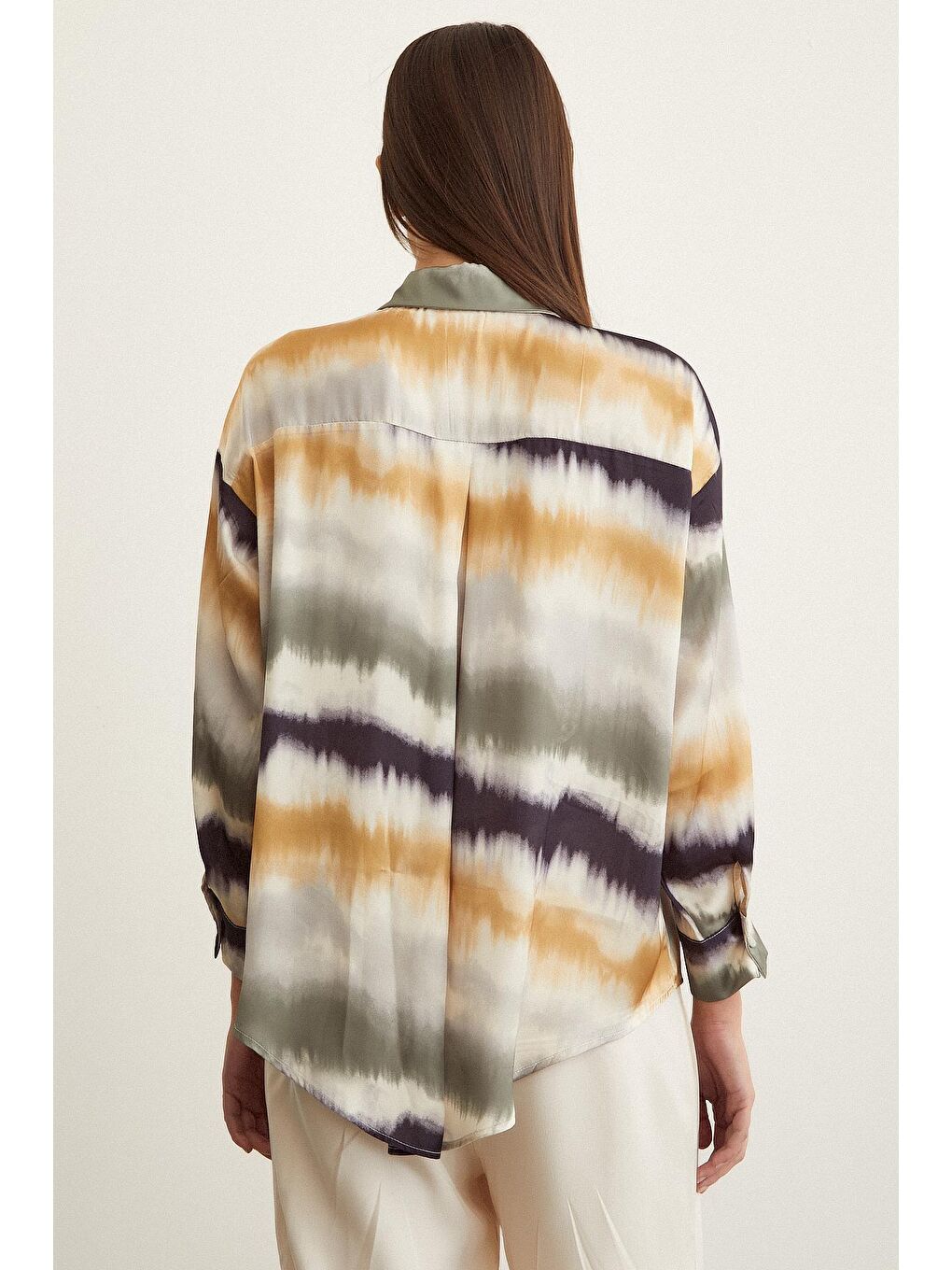 Haki Sulu Boya Desenli Gömlek-3