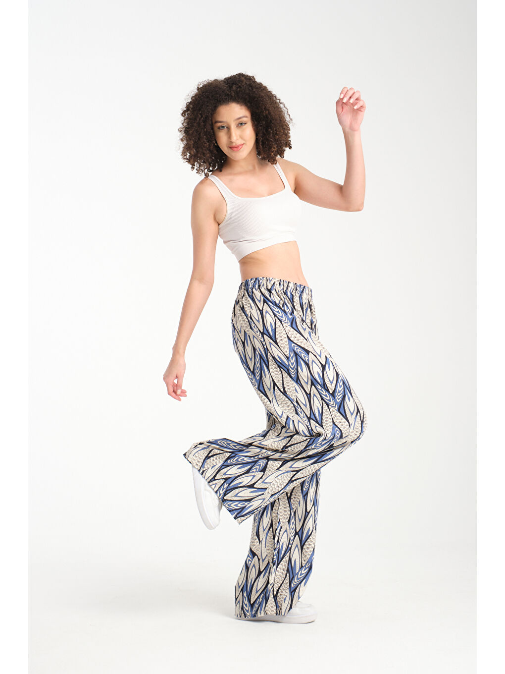 Mavi Kadın Desenli Dökümlü Viskon Pantolon 1068-1