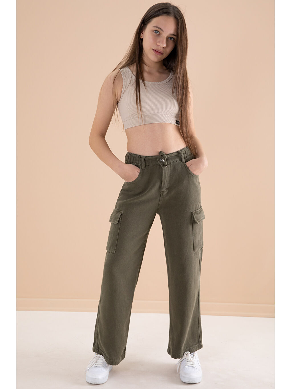 Haki Geniş Paça Beli Bağcıklı Kız Çocuk Kargo Cepli Jean Pantolon 20134-2