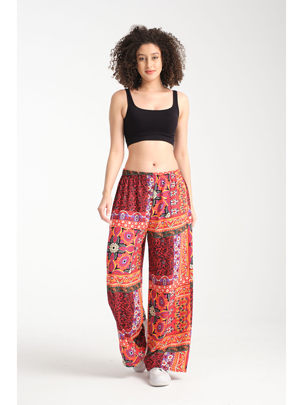 Kırmızı Kadın Desenli Dökümlü Viskon Pantolon 1072-4