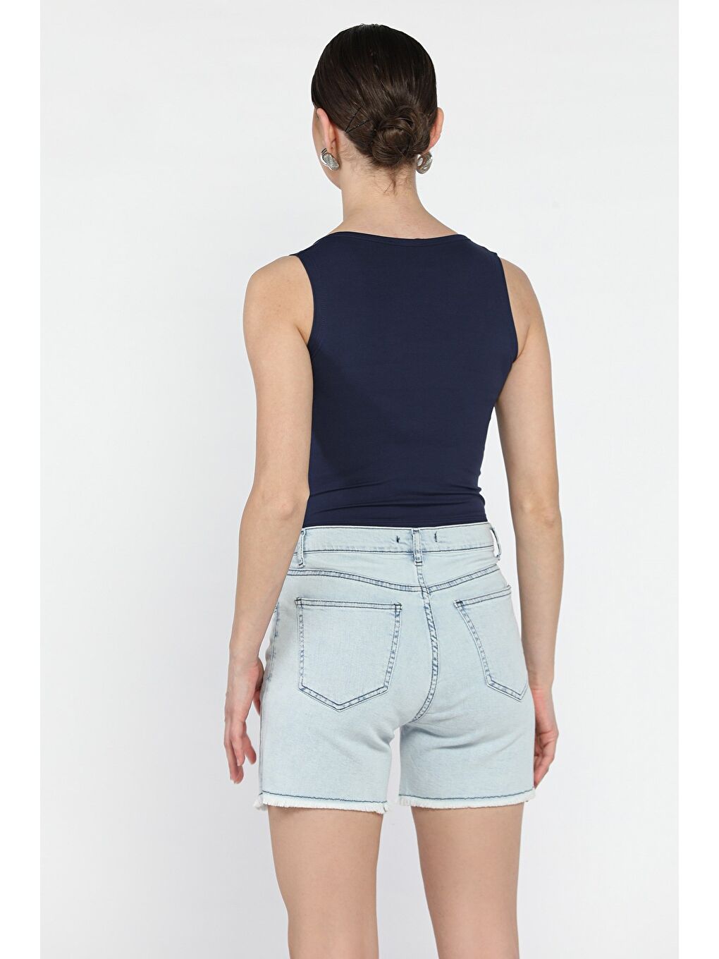 Mavi Kadın Paça Püsküllü Yüksek Bel Jean Şort-2