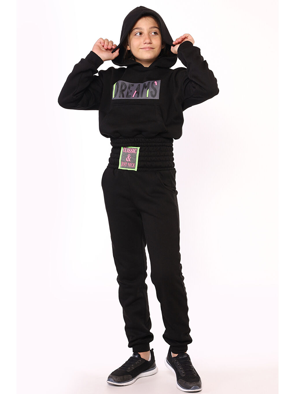 Siyah Kız Çocuk Baskılı Eşofman Takımı