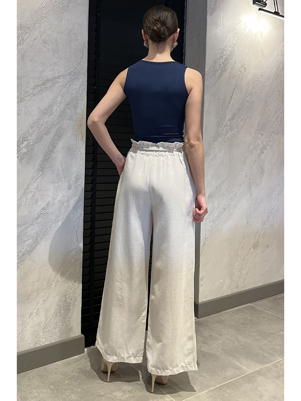 Bej Kadın Yüksek Bel Hasır Kemer Detaylı Palazzo Keten Pantolon-2