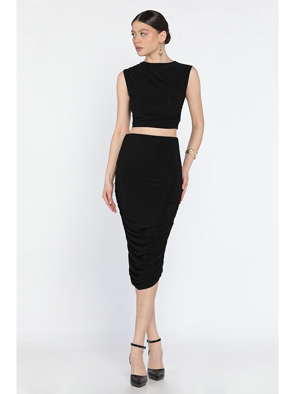 Siyah Kadın Büzgü Detaylı Elastanlı Etek Bluz İkili Takım-1