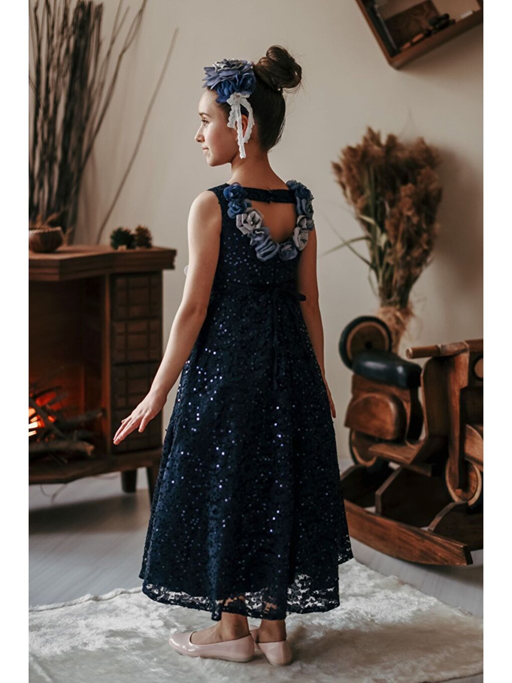 Lacivert Özel Tasarım Kız Çocuk Elbise, Sırtı Çiçek Detaylı, Taçlı Doğum Günü Elbisesi_M2032-1