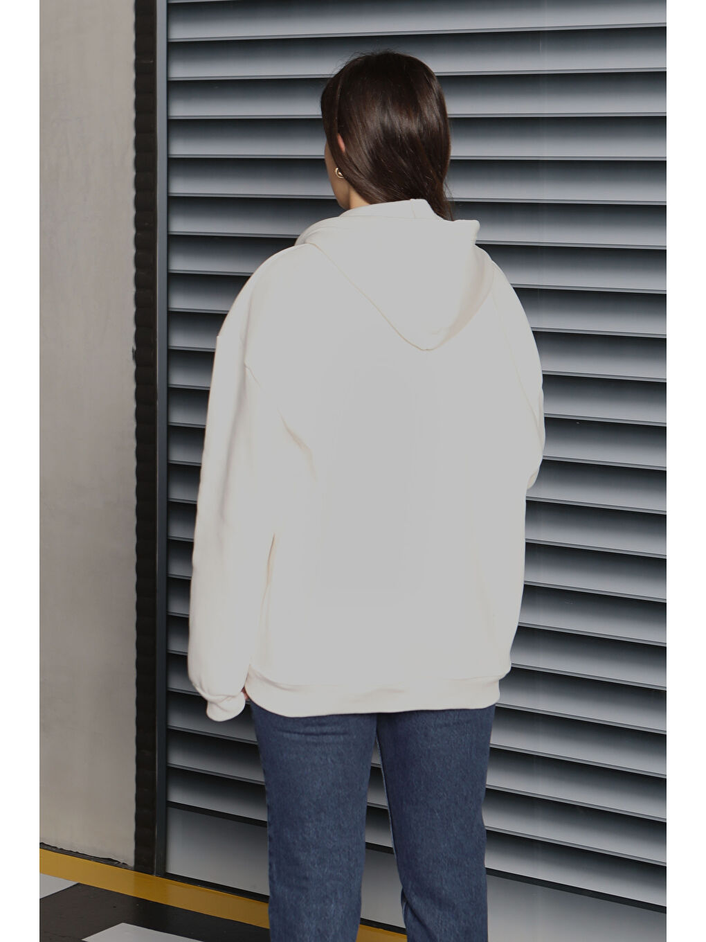 Kanguru Cepli Fermuarlı Şardonlu Üç İplik Sweat Beyaz - 27802-BEYAZ-1