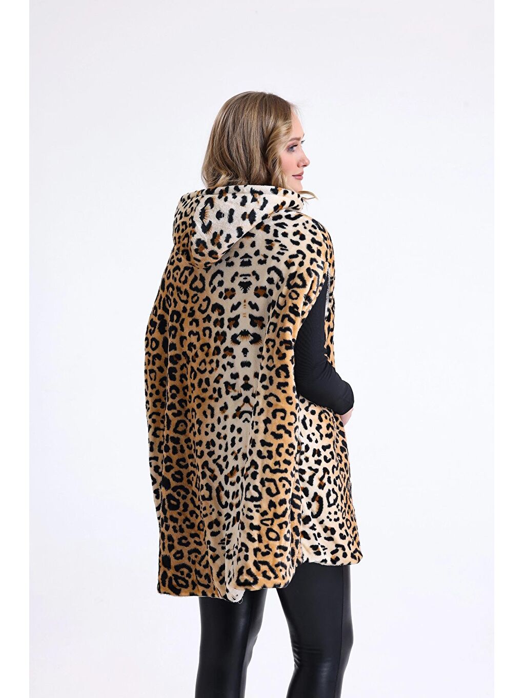 Karışık Uzun Kesim Leopar Desenli Kapüşonlu Suni Kürk Panço Yelek 007-AYSU-4