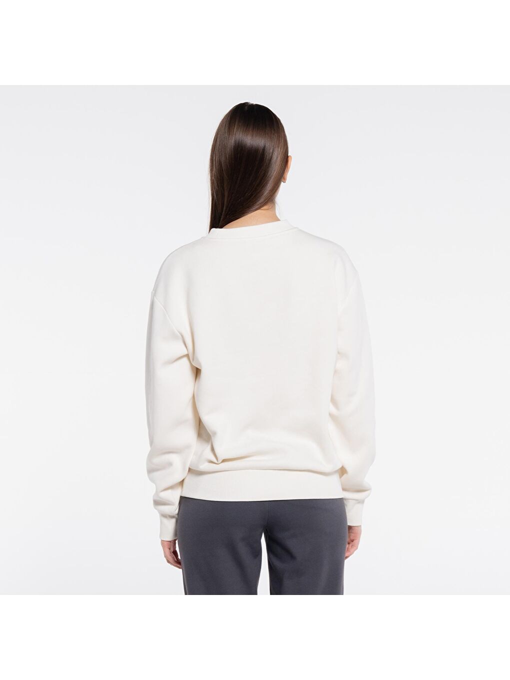 Friday Offset Beyaz Dom Kadın Ekru Bisiklet Yaka Ekstra Oversize Sweatshirt - 3 İplik - 1