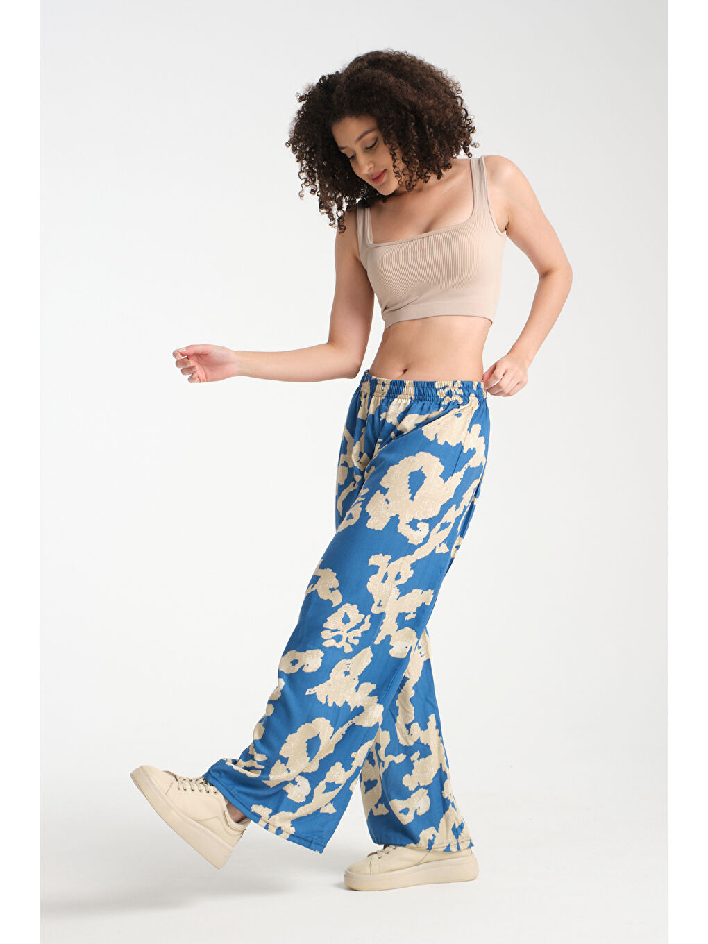 Mavi Kadın Desenli Dökümlü Viskon Pantolon 1074-1