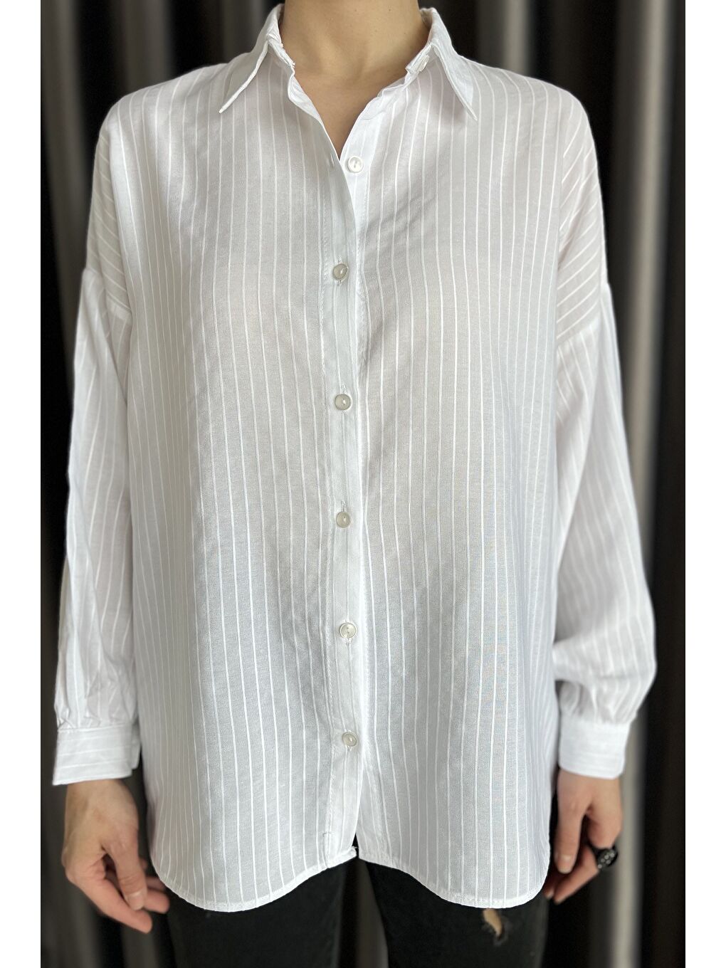 Ekru Çizgi Desenli Kadın Gömlek-3