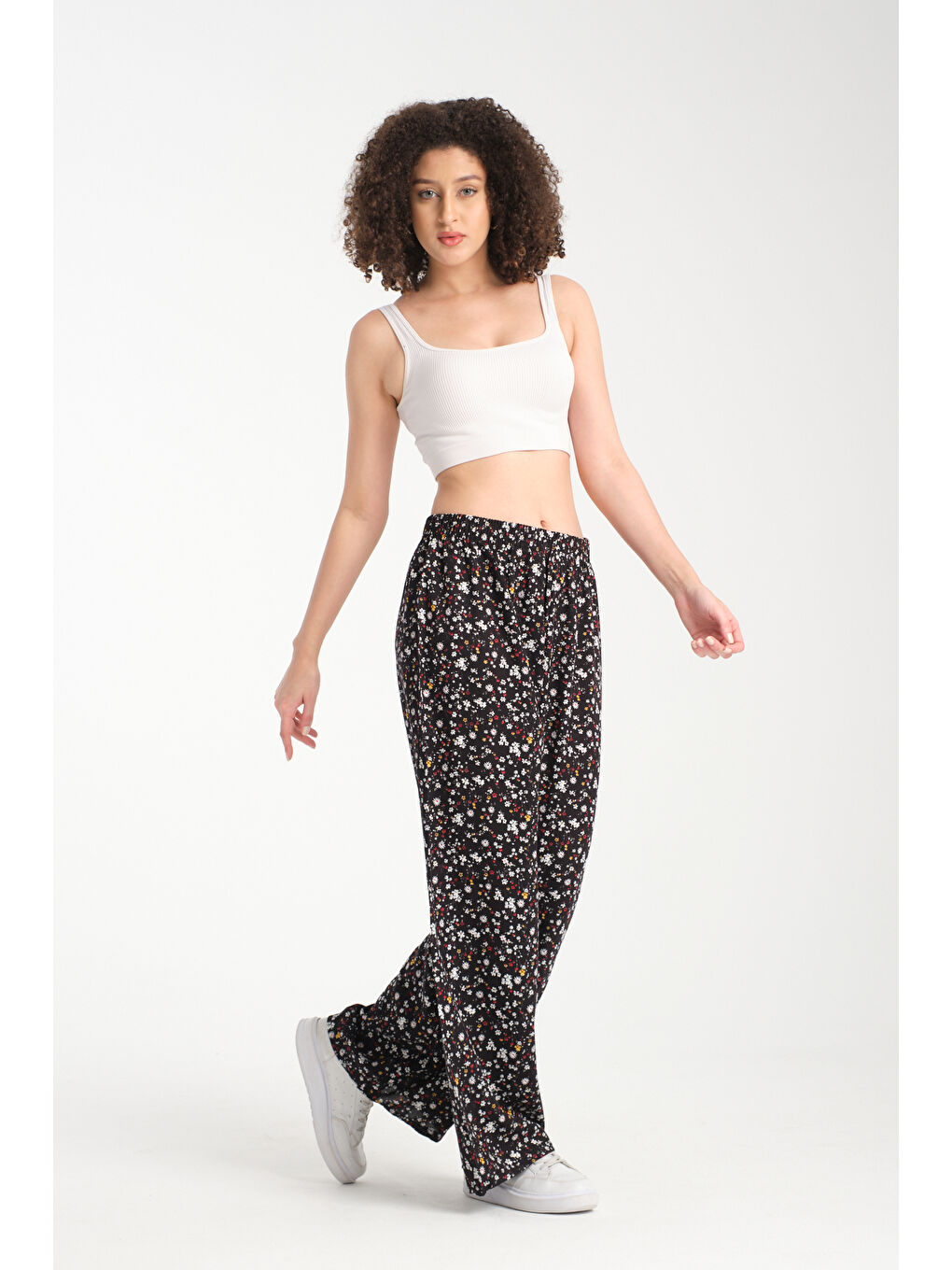 Siyah Kadın Desenli Dökümlü Viskon Pantolon 1078-1