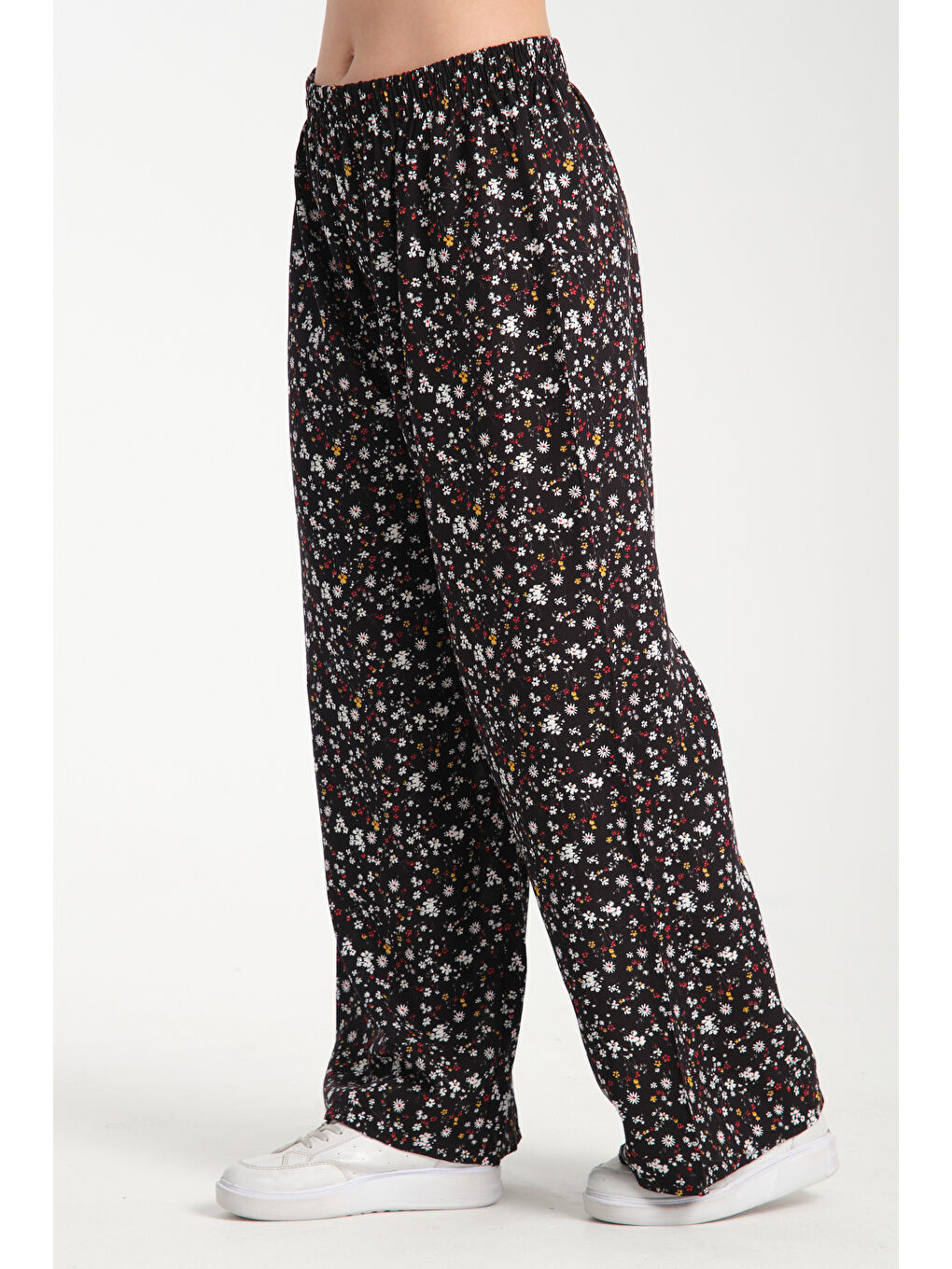 Siyah Kadın Desenli Dökümlü Viskon Pantolon 1078-2