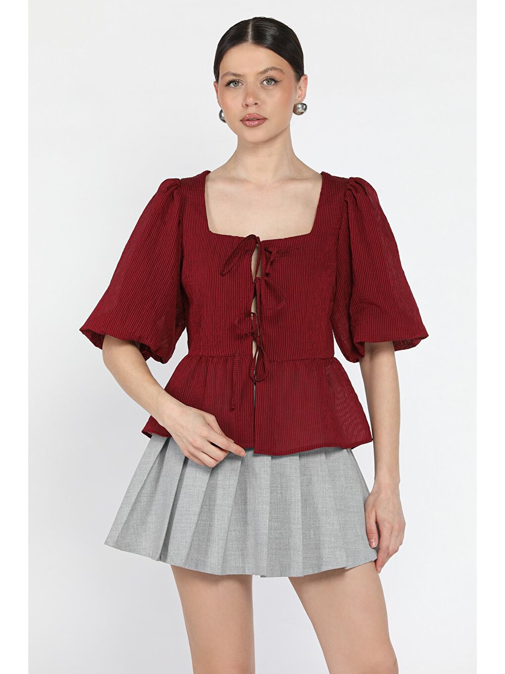 Bordo Kare Yaka Ön Bağlamalı Kadın Bluz-1