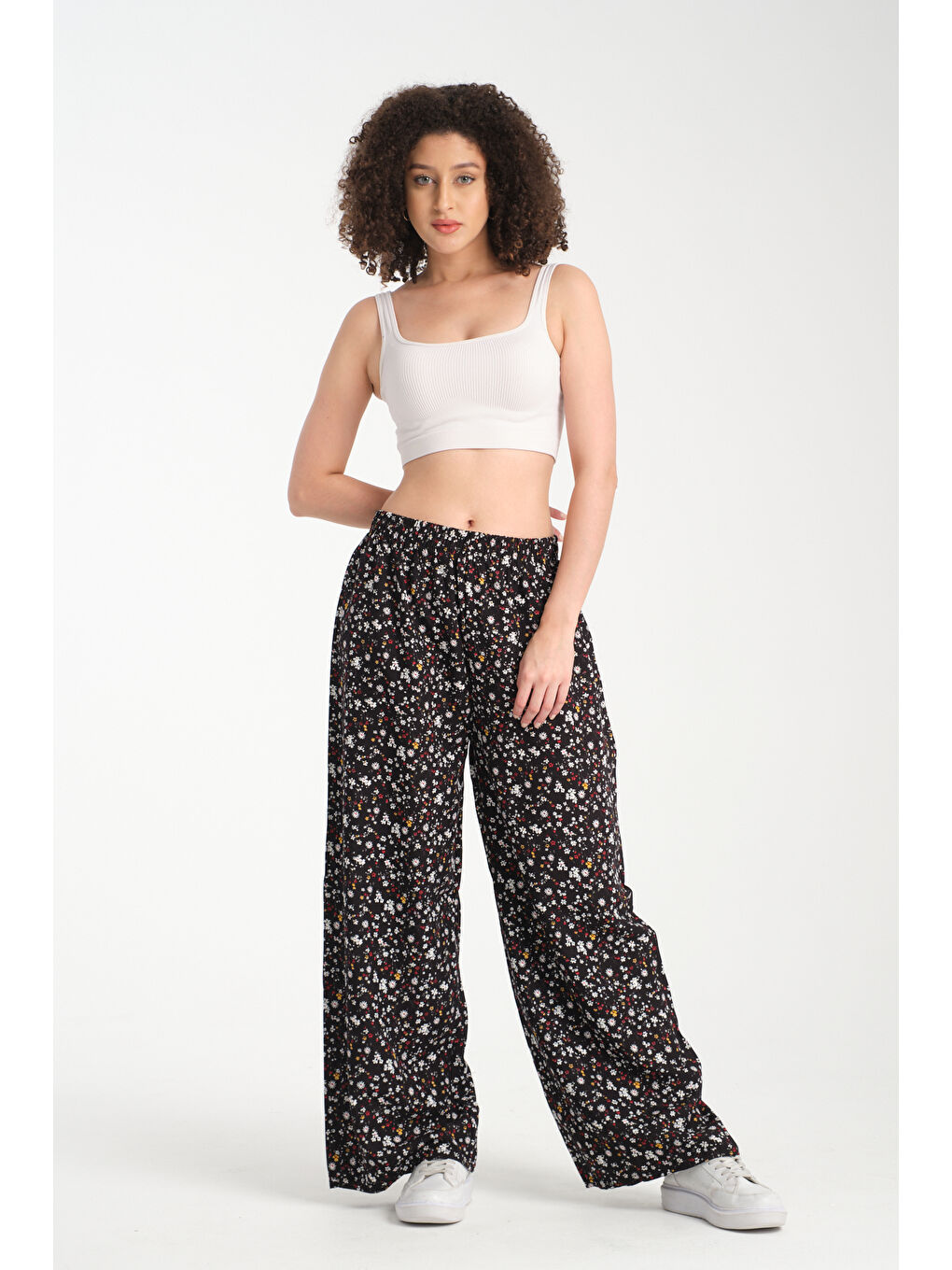 Siyah Kadın Desenli Dökümlü Viskon Pantolon 1078-4