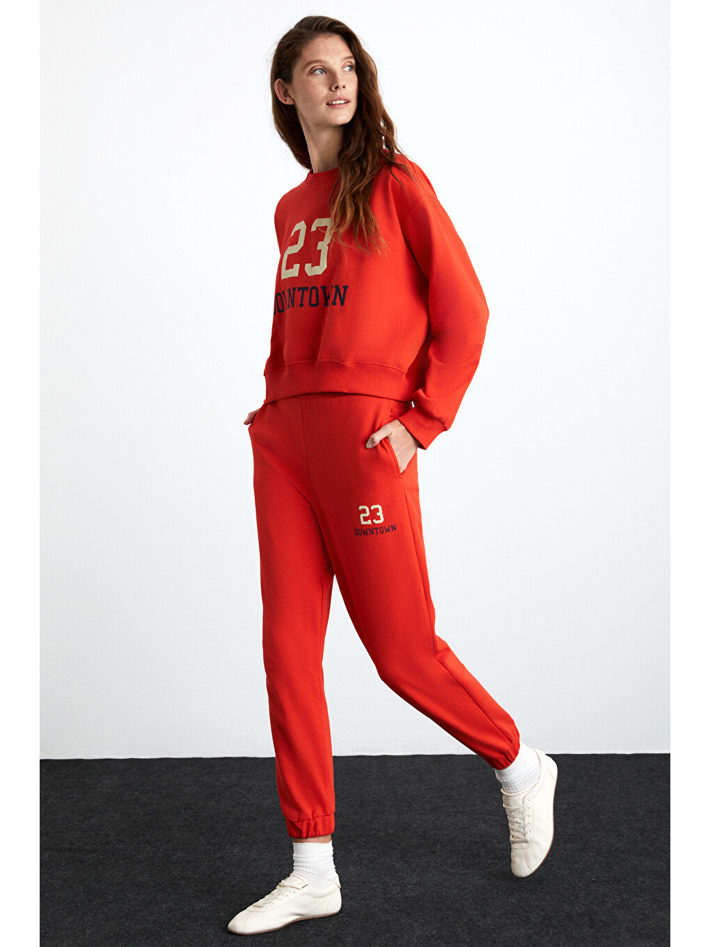 Jennıe Kadın Yumuşacık Organik Pamuklu Kumaş Lastikli Paçalı Regular Fit Kırmızı Eşofman Altı-3