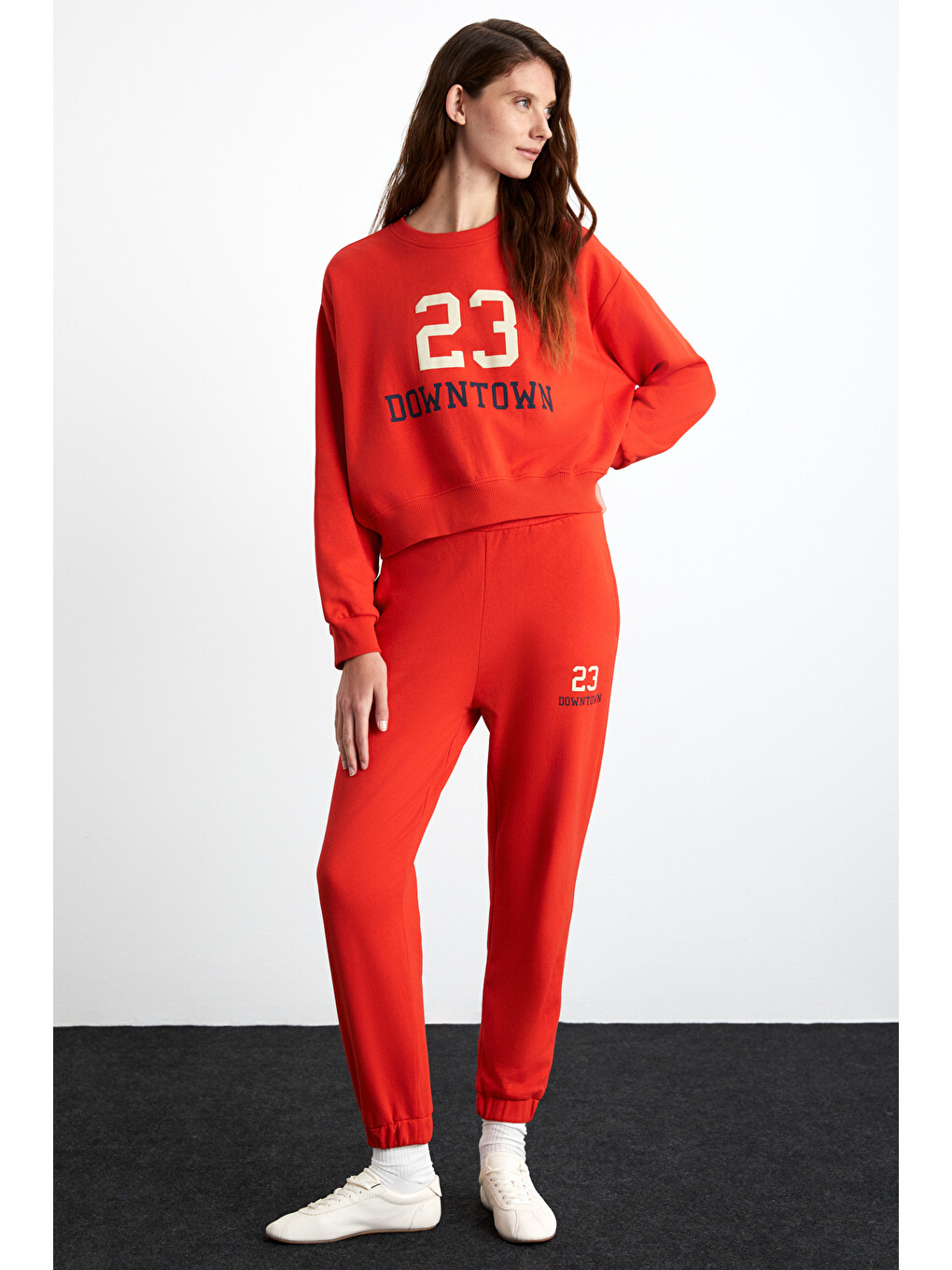 Jennıe Kadın Yumuşacık Organik Pamuklu Kumaş Lastikli Paçalı Regular Fit Kırmızı Eşofman Altı-5