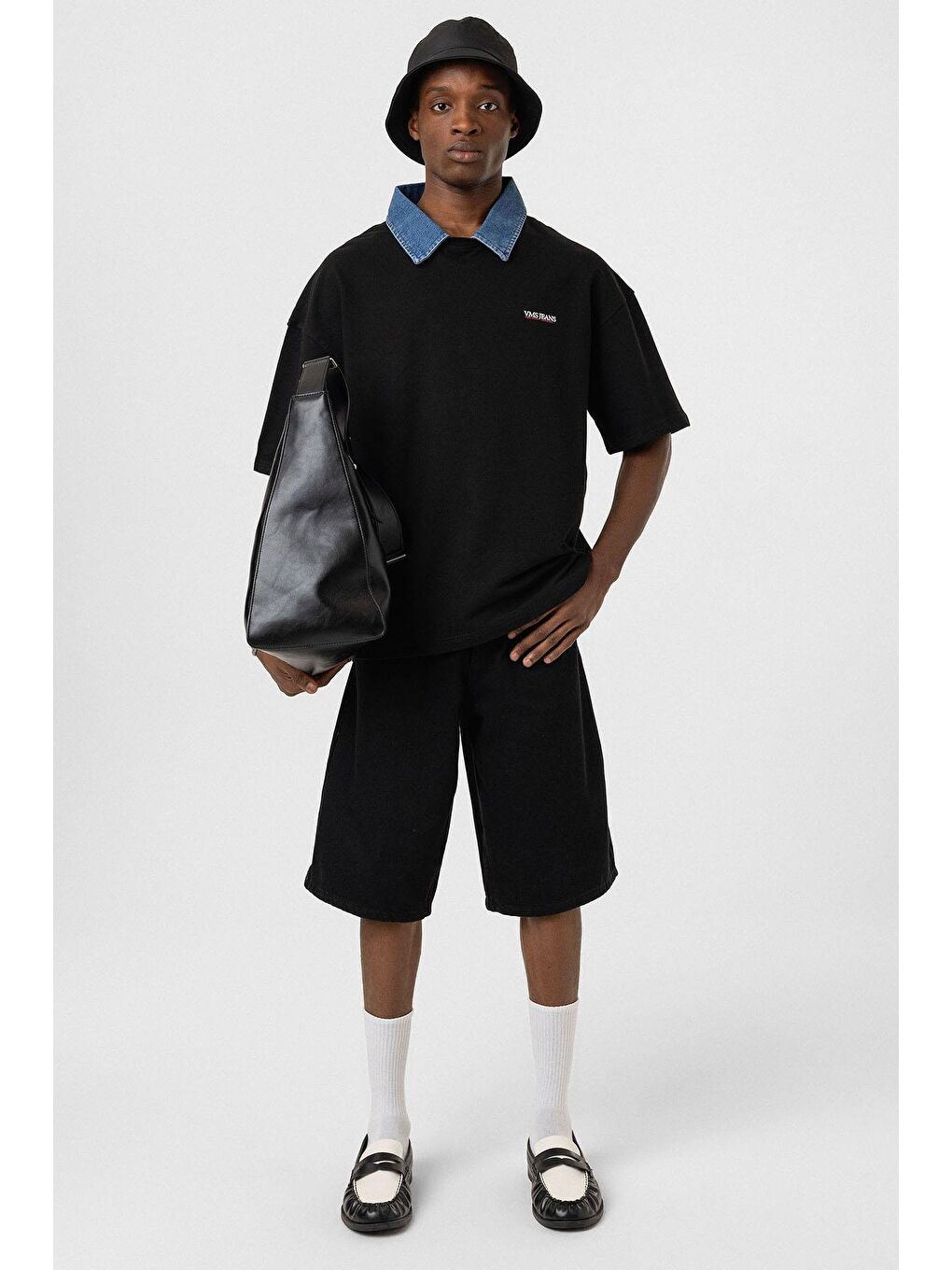 Polo Yaka Yazı Detaylı Oversize Tişört Siyah