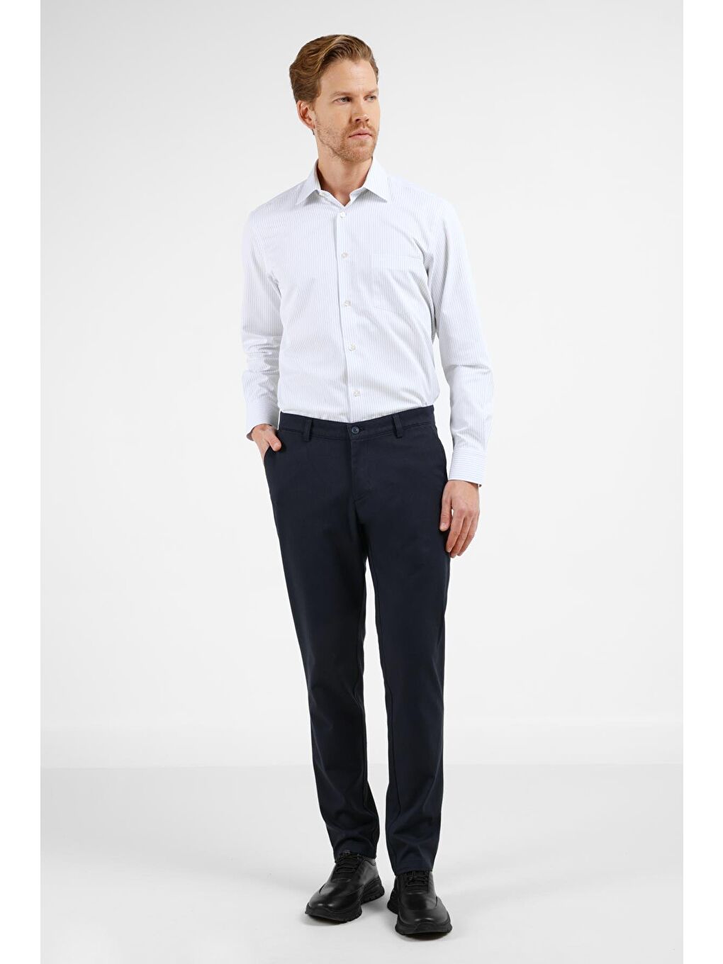 Lacivert Yan Cep Düz Paça Pamuklu Comfort Fit Chino Casual Pantolon 1003255159-1