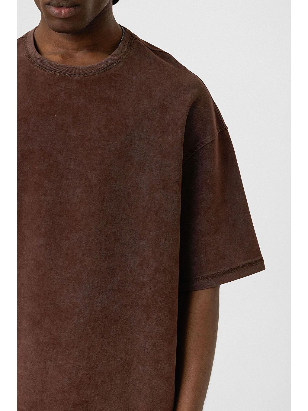 Kahverengi Yıkamalı Basic Oversize Tişört Kahve-5