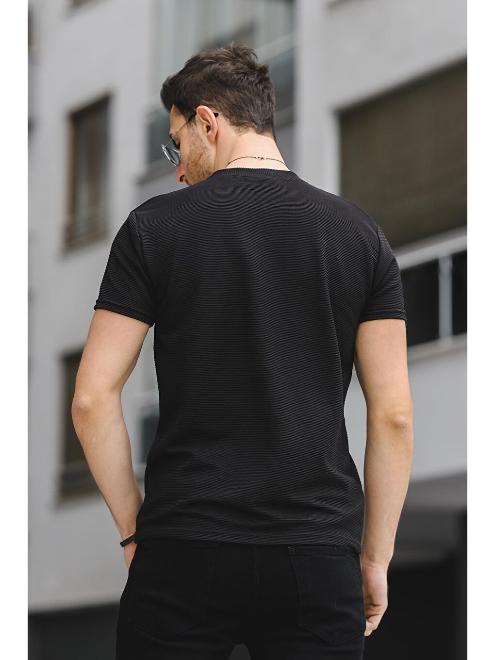 Siyah Kumaş Basic Slim Fit Likralı Erkek Tişört-3