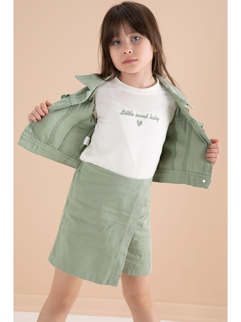 Yeşil Fırfır Detaylı Jean Ceketli Şort Etekli Kız Çocuk 3lü Takım 20171-3