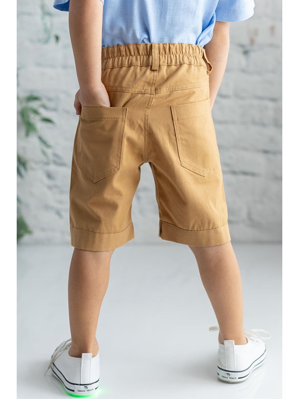 Kahverengi Erkek Çocuk Gabardin Düz Şort-1