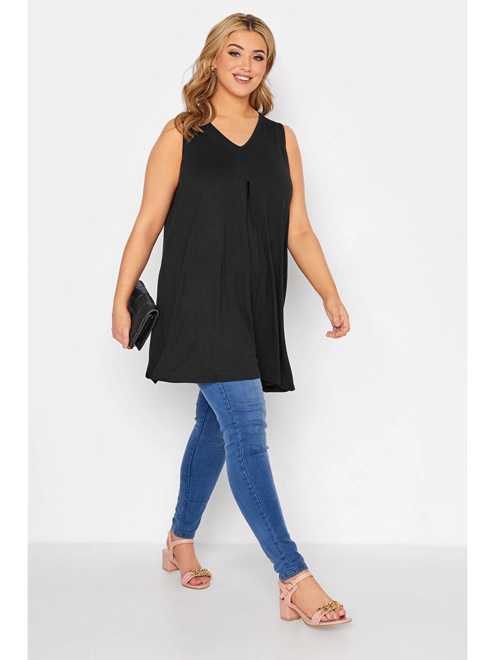 Siyah Büyük Beden Sıfır Kol V Yaka Eteği Bollaşan Basic Bluz 191309-1