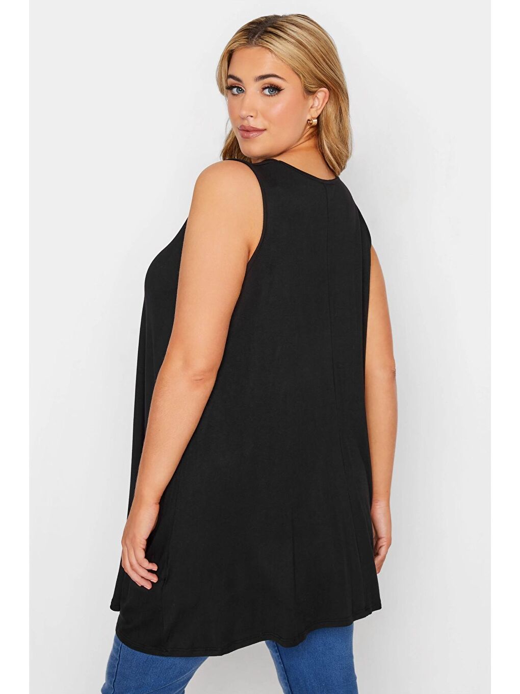 Siyah Büyük Beden Sıfır Kol V Yaka Eteği Bollaşan Basic Bluz 191309-3