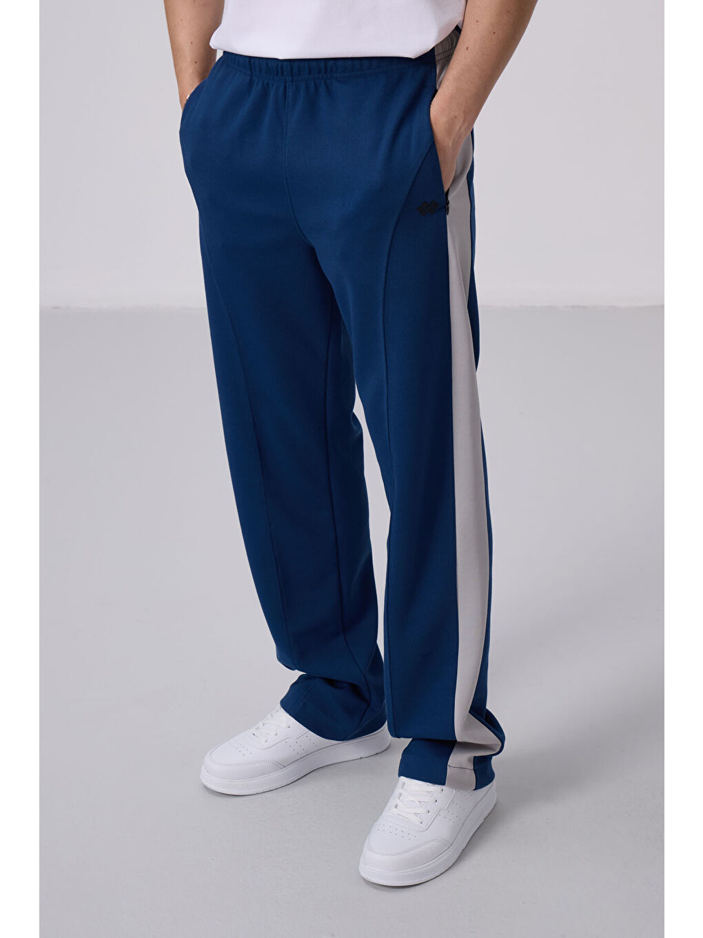 Mavi Parlament Yüzeyi Dokulu Standart Fit Palazzo  Erkek Pantolon - 82171