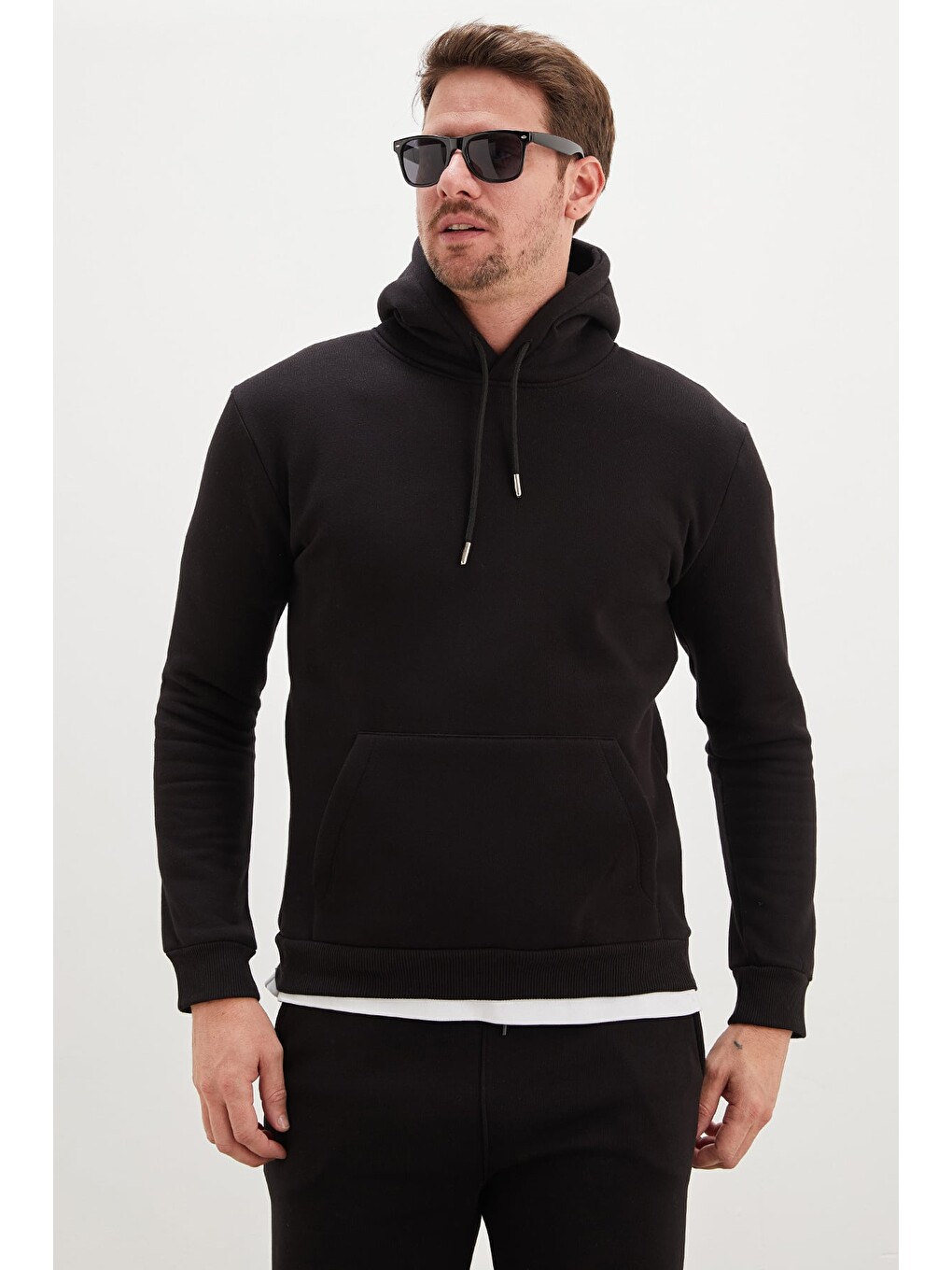Siyah 3 İplik Basic Kapüşonlu Kanguru Cepli Sweatshirt-2