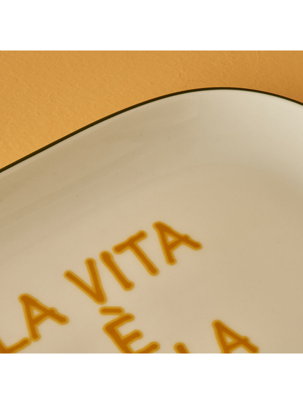 Line Oval Sunum Tabağı Yeşil (23x14 cm)-1