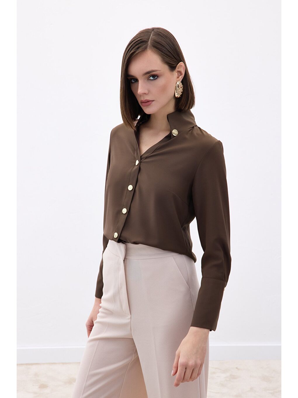 Kahverengi Çıt Çıt Detaylı Gömlek - Kahve-4