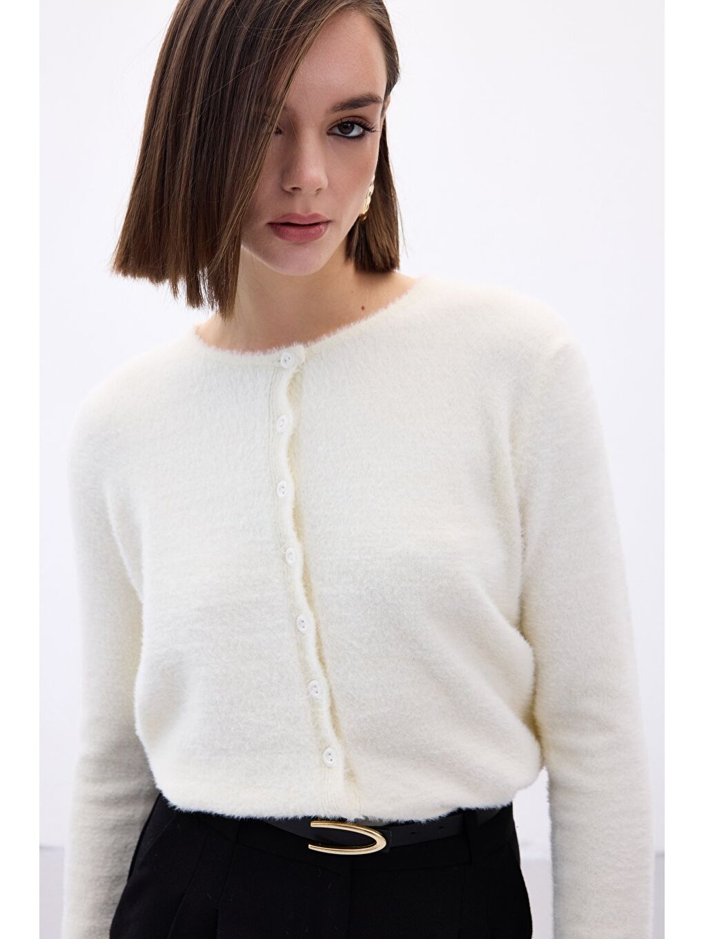 Düğmeli Sakallı Hırka - Ekru-3