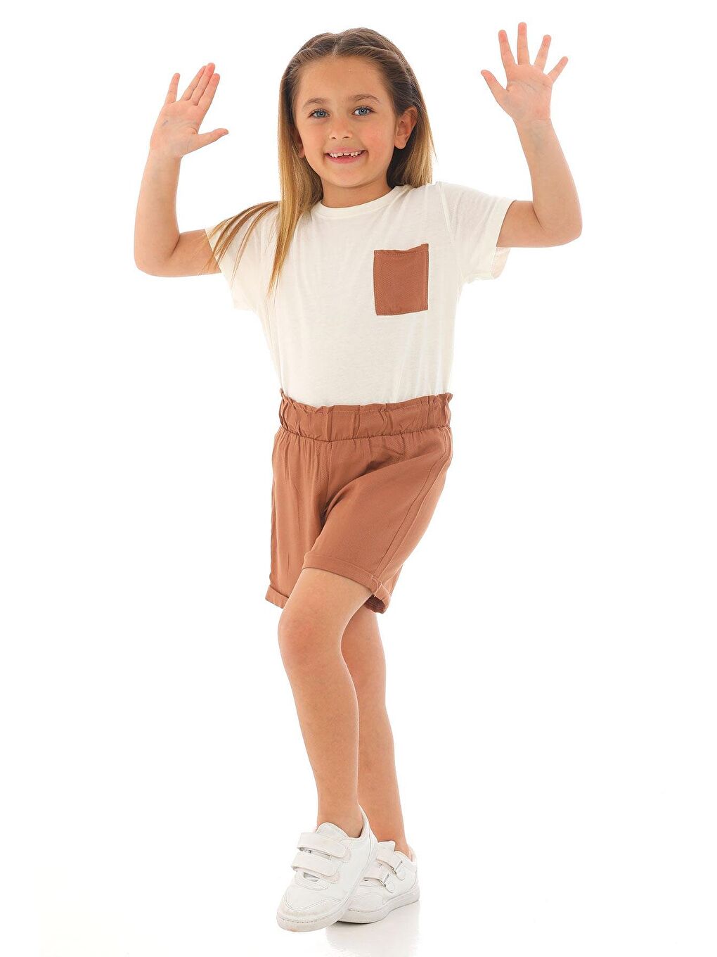 Gri Kısa Kol Ön Cep Detaylı Ekru Kiremit Renk Kız Çocuk Şortlu Takım-3