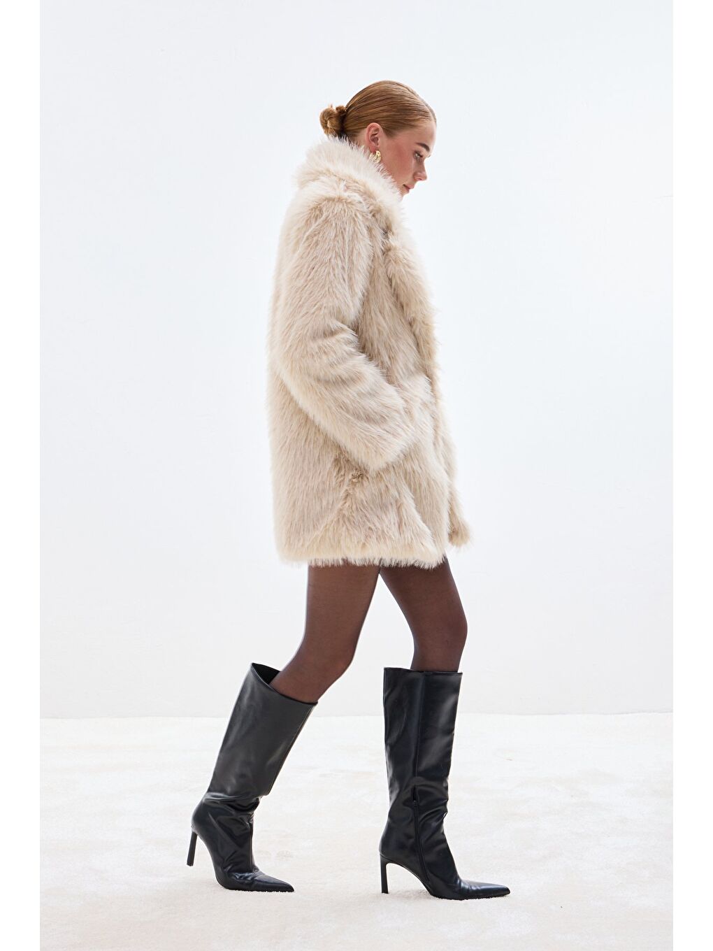 Çıt Çıt Detaylı Kürk - Bej-3