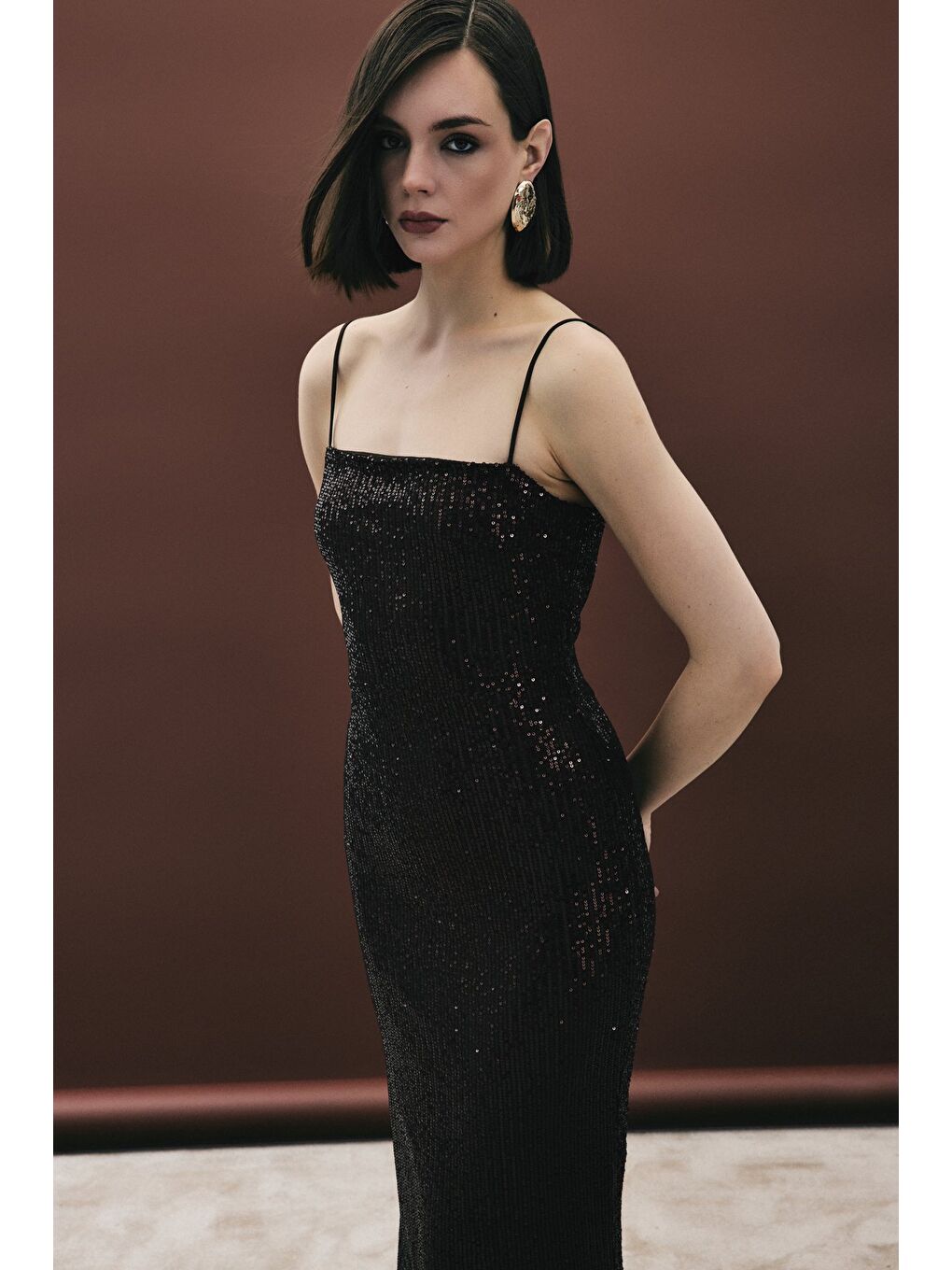 Kahverengi Askılı Uzun Payet Elbise - Kahve-4