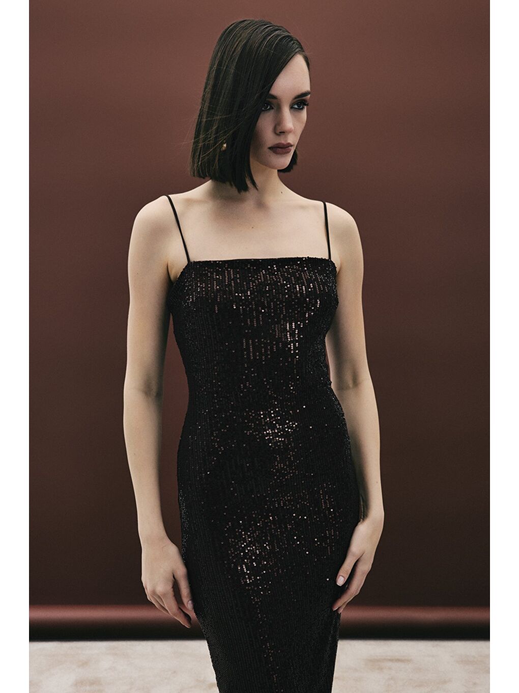 Kahverengi Askılı Uzun Payet Elbise - Kahve-6