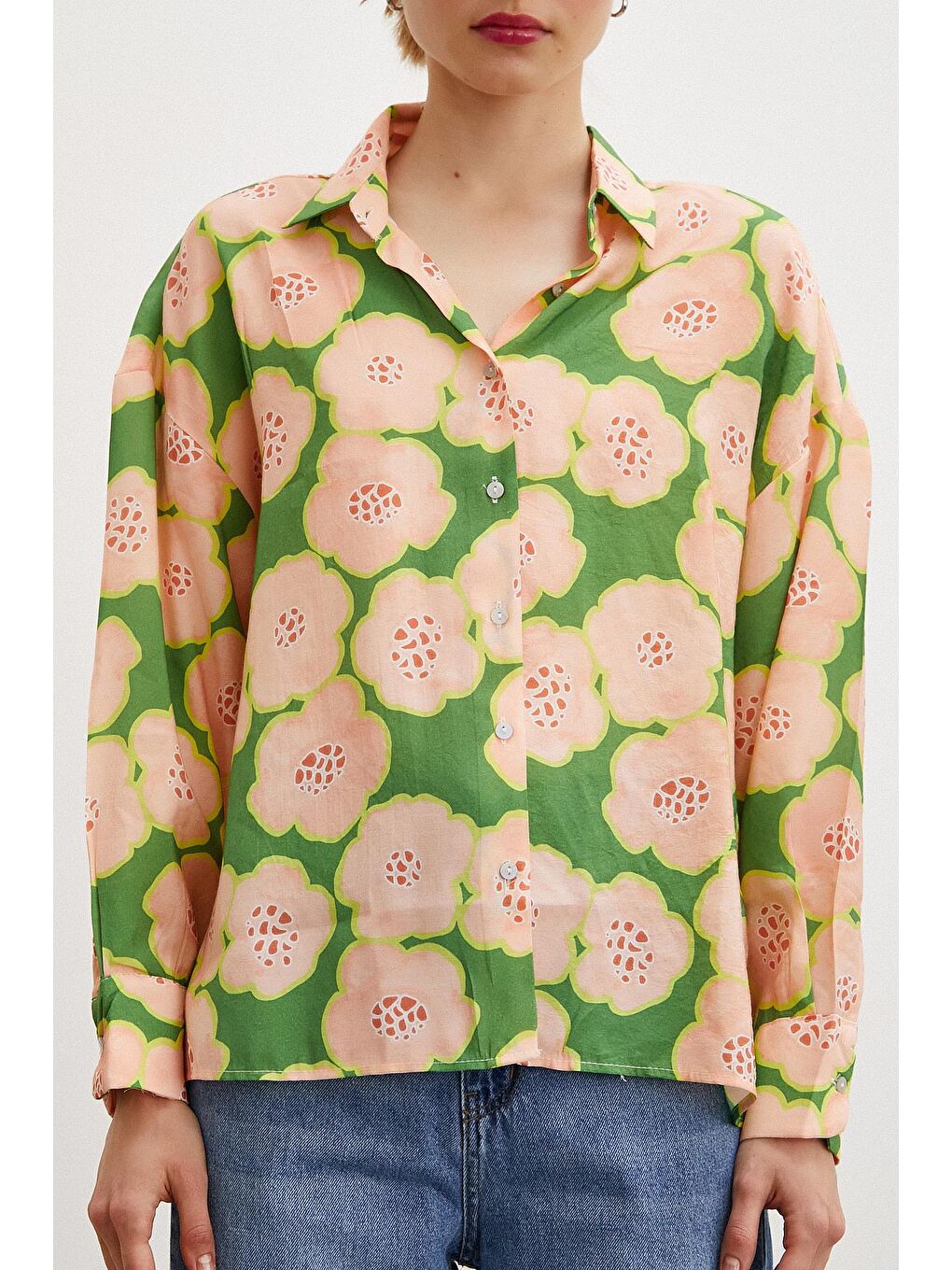 Haki Kontörlü Çiçek Desenli Gömlek-1