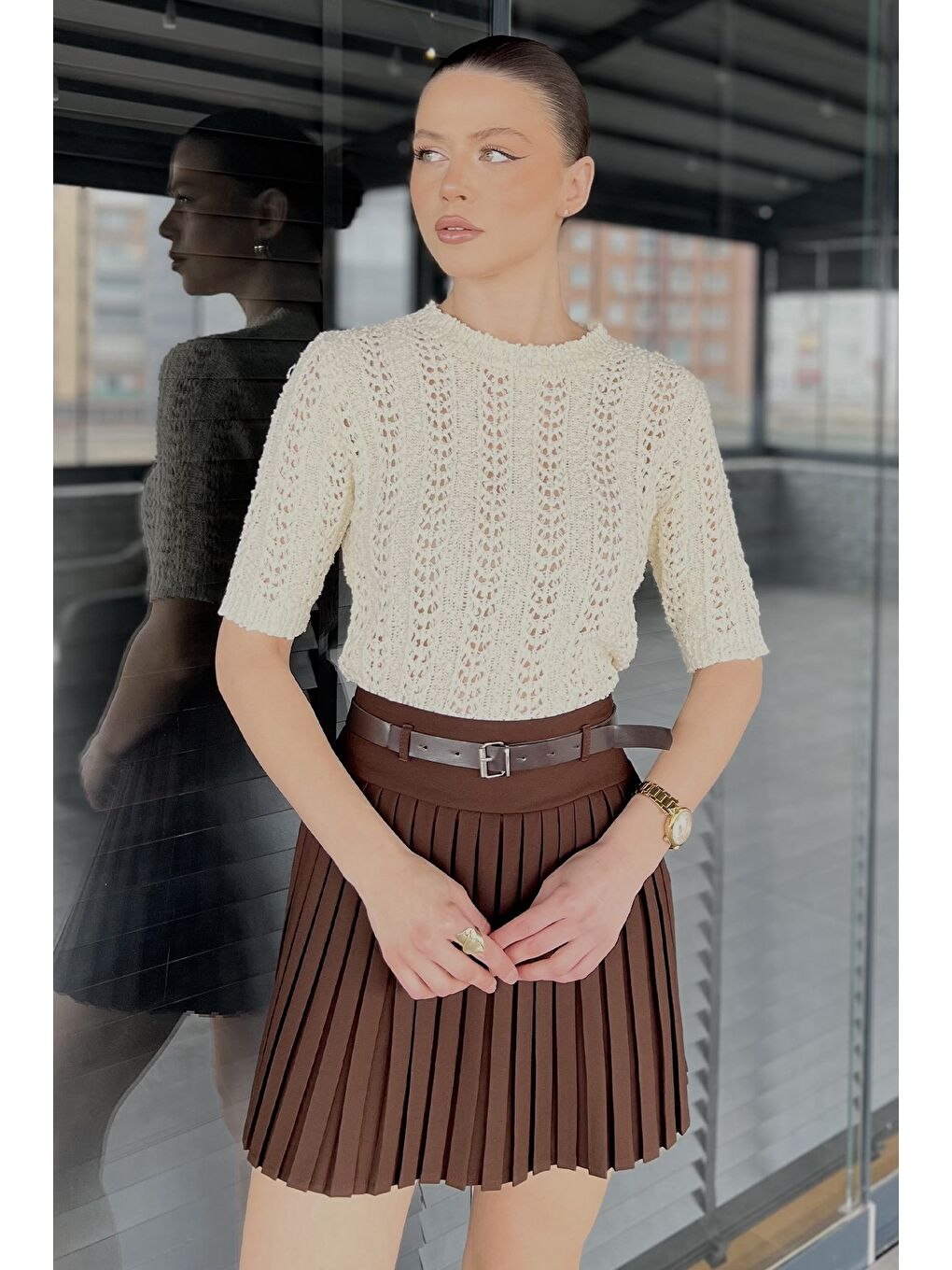 Ekru Kadın Bisiklet Yaka Ajurlu Mevsimlik Triko Bluz